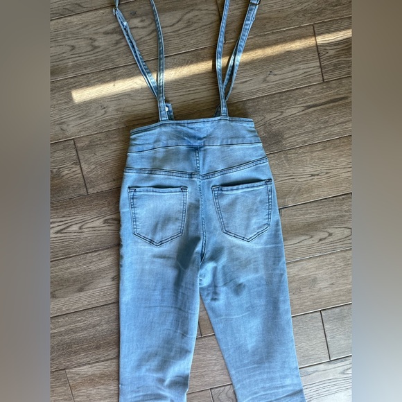Fashion Nova Flare Denim Overalls Light Blue Wash Size 0 - Picture 4 of 7